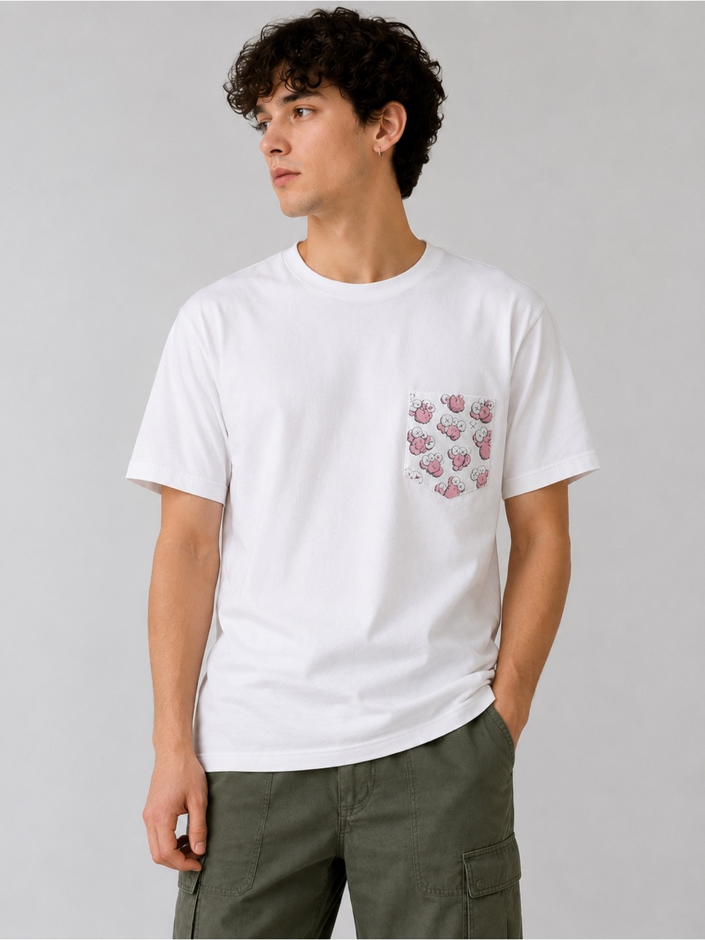 Uniqlo x KAWS BFF Pocket Tee White Graphic T-Shirt Men’s Size M